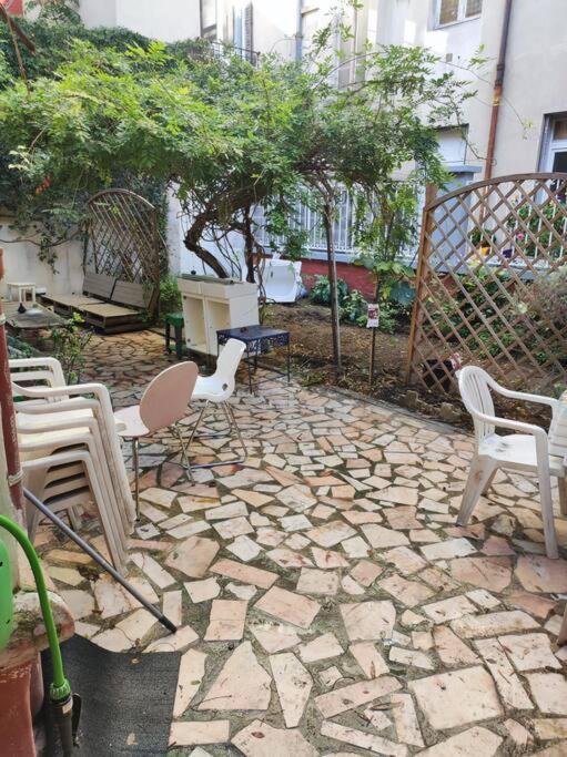 Garibaldi Mini-Maison Jardin Apartman Saint-Ouen  Kültér fotó